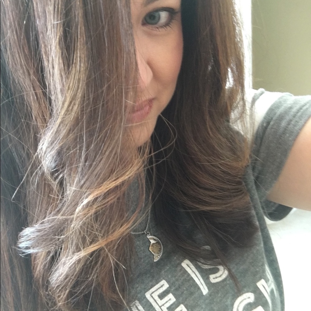 Meet your Posher, Deana
